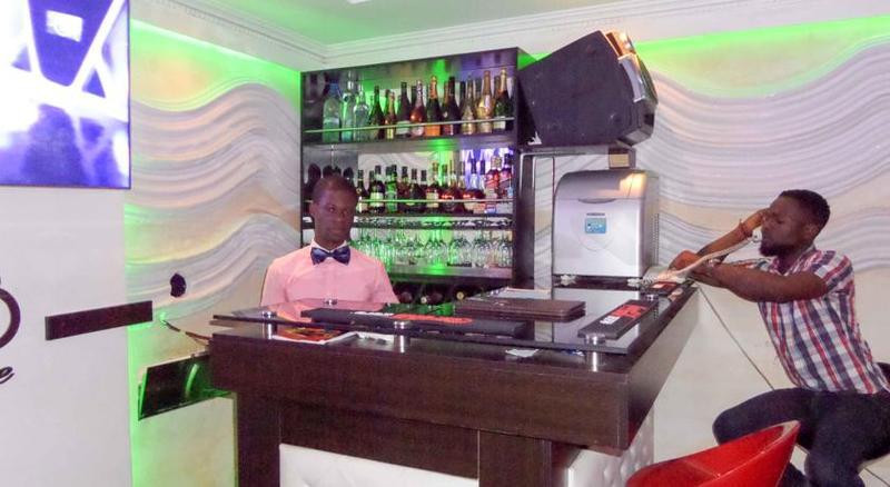 Dv8 Hotel Lagos Exterior photo