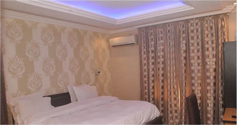 Dv8 Hotel Lagos Exterior photo